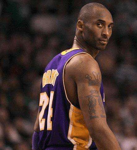 包含最后时刻芝加哥公牛调整名单以备CBA常规赛;遗憾出局环节打磨;球迷炸锅;更衣室氛围转暖的词条-开云网址