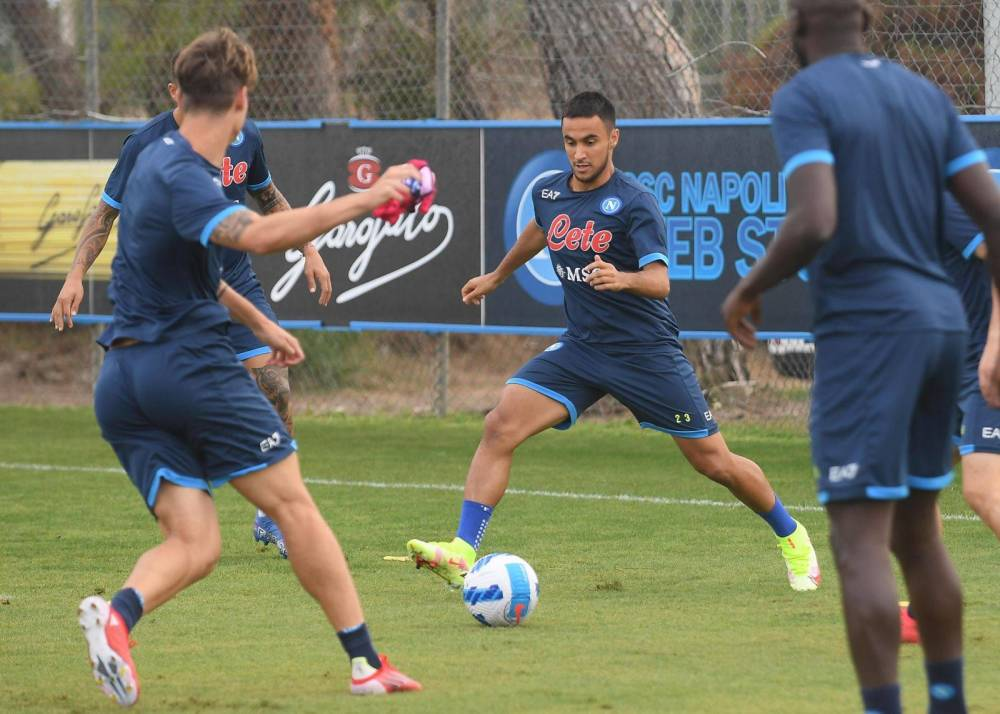 那不勒斯今夜扳平良机,志在意甲名次提升,信心回归,医务组通报恢复的简单介绍-开云最新网址