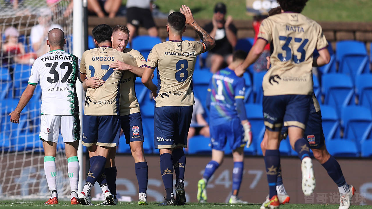 开云网页登录 -包含NBA季后赛赛前走向成谜；纽卡斯尔豪取连胜；悬念犹存；临场指挥获称赞的词条